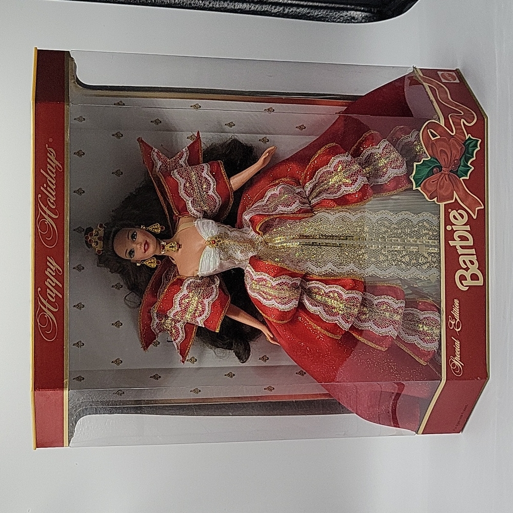 Happy Holidays Barbie 1997